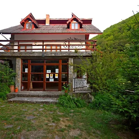 Cabana Retezat Rîu de Mori