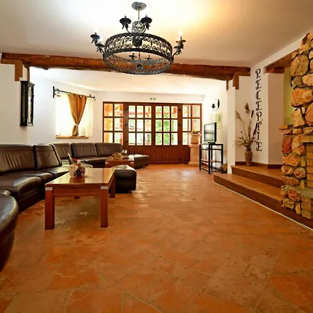 Cabana Retezat 3* Rîu de Mori